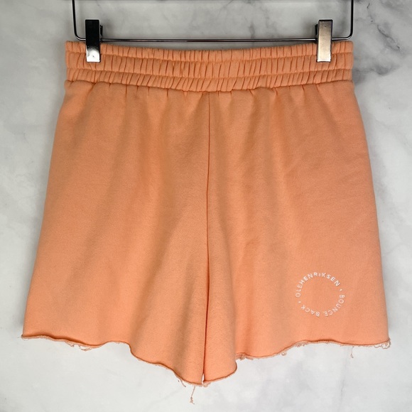 Ole Henriksen Limited Edition 2023 Influencer High Waisted Knit Sweat Shorts S - Picture 3 of 10